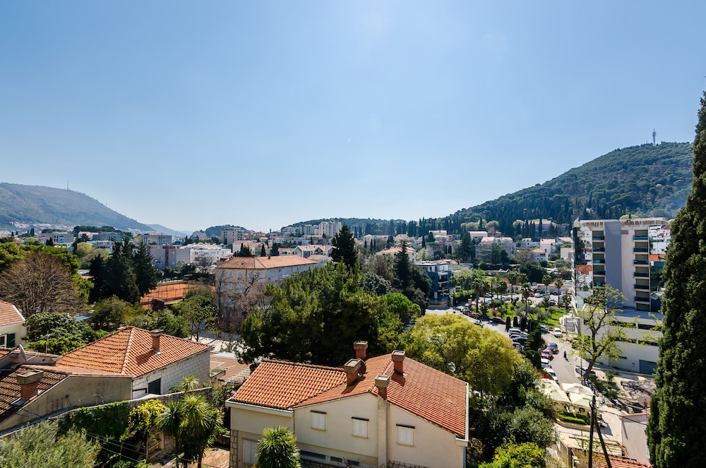 Apartments Villa Perla