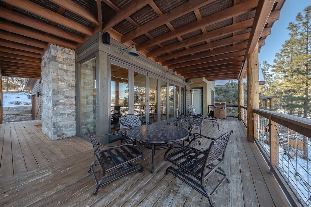 Wilderness Club Lakefront Lodge