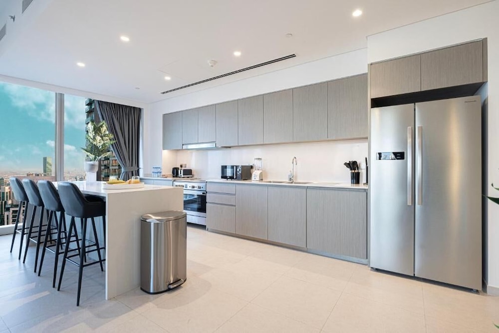 Roomszy Grande Residences Downtown Dubai