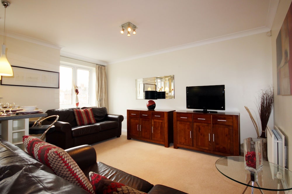 Berkshire Rooms-Bracknell