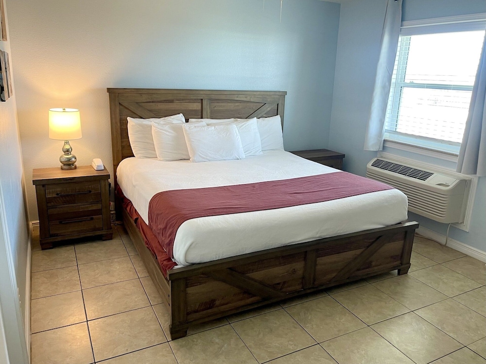 Beachgate Condo Suites And Hotel 536+537a+537b 3 Bedroom Condo