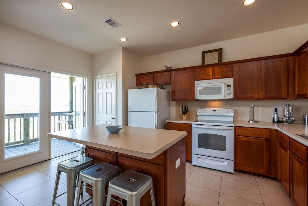 Sandy Hook by Ryson Vacation Rentals