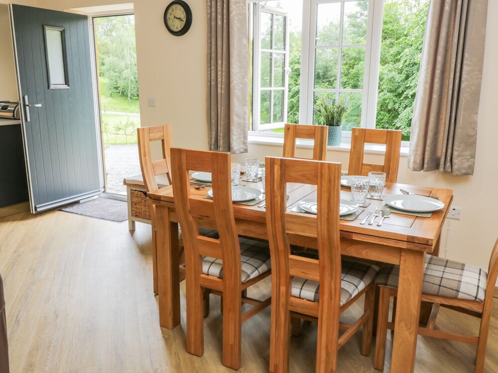 Ryedale Country Lodges - Hazel Lodge view 2