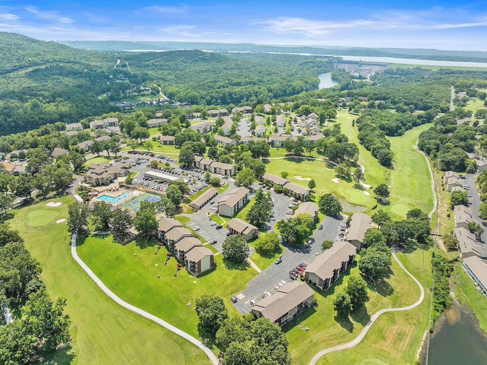 Pointe Royale Getaway - Fore 4