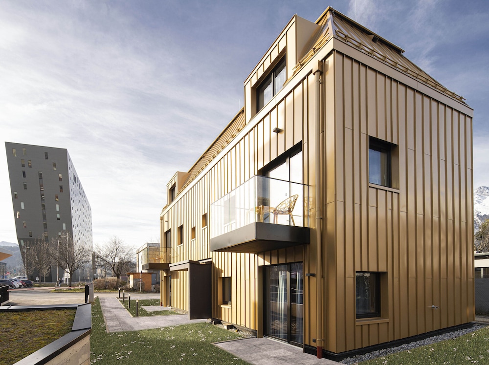 Blackhome Innsbruck City East
