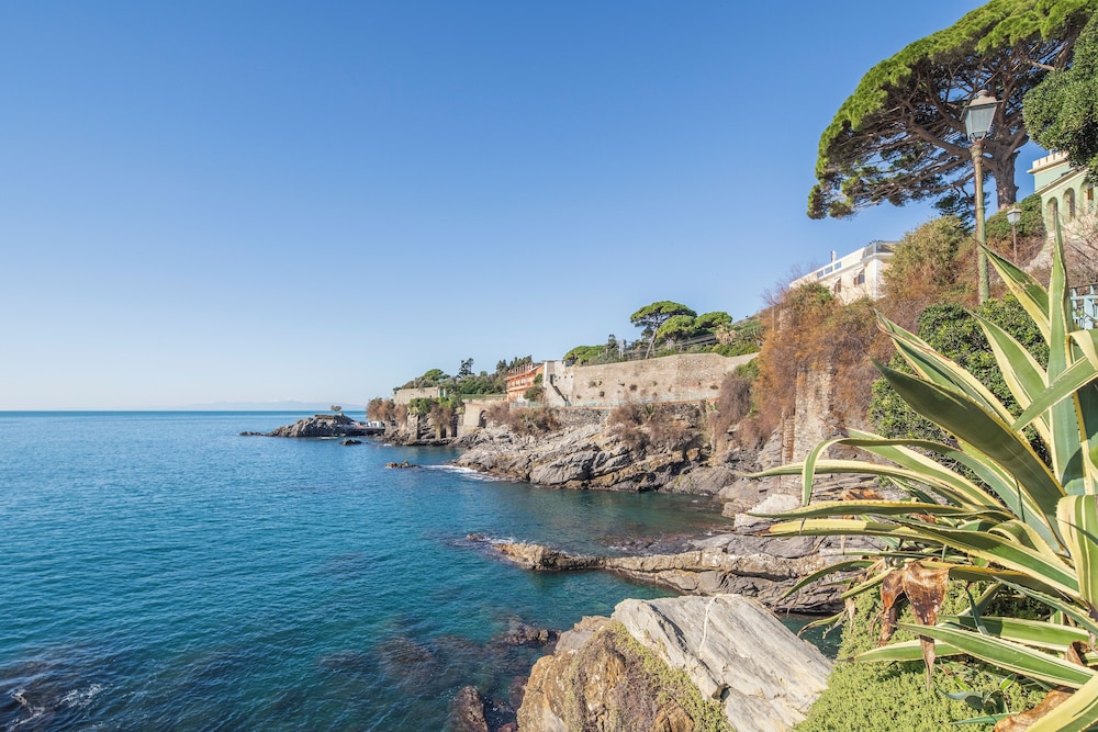 Green Home Seaside Parking Wifi Ac Genova