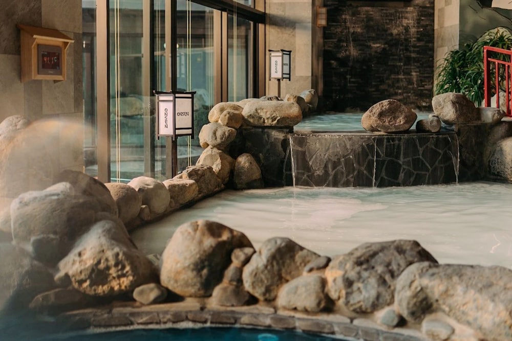 Onsen Landmark Luxury Apartments