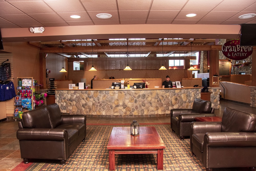 Three Bears Waterpark Resort Near Tomah, Ascend Collection Hotel