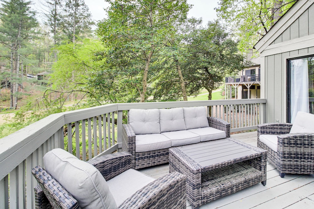 Lake & Golf Course Views: Big Canoe Home w/ Deck!