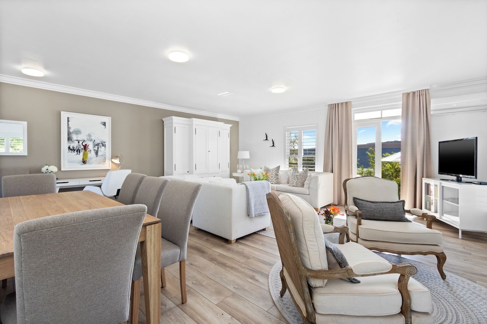Winelands Golf Lodges at De Zalze
