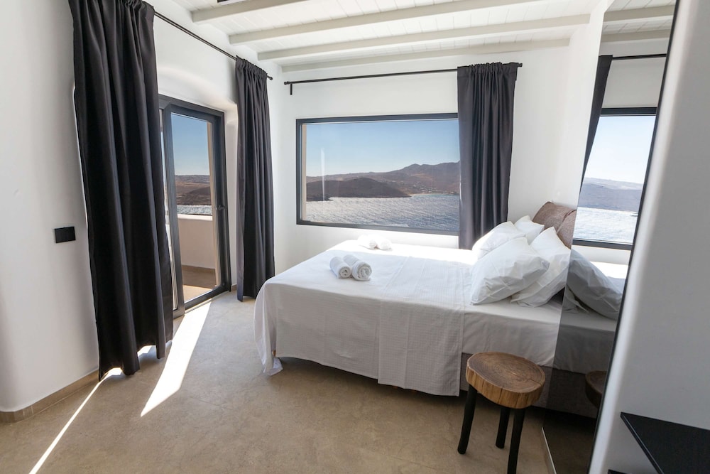 Amaze Mykonos Luxury Seaview Retreat