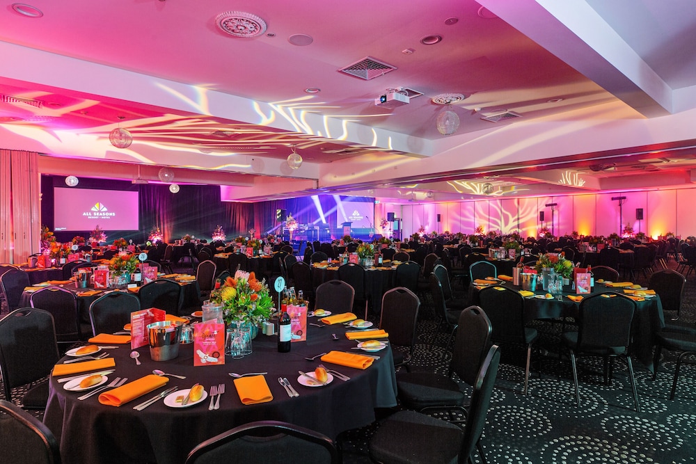 meeting & event spaces