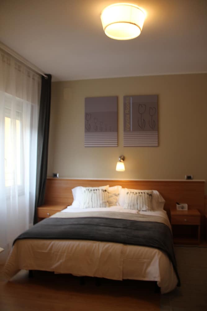 Vignola Rooms Avio