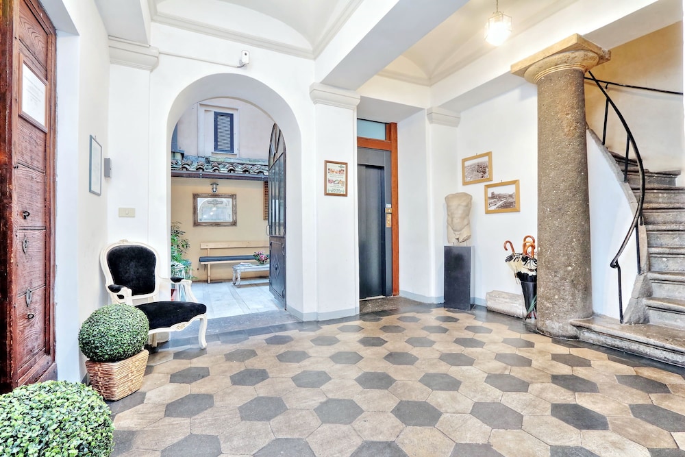 PALAZZO OLIVIA - RESIDENZA LEUTARI