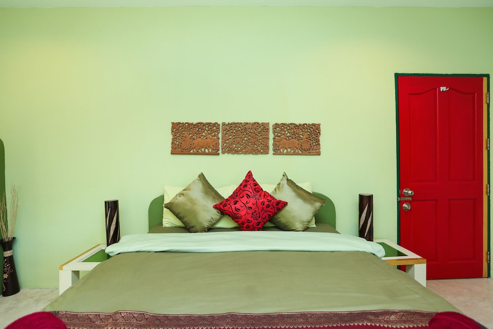 Charu Bay Villas