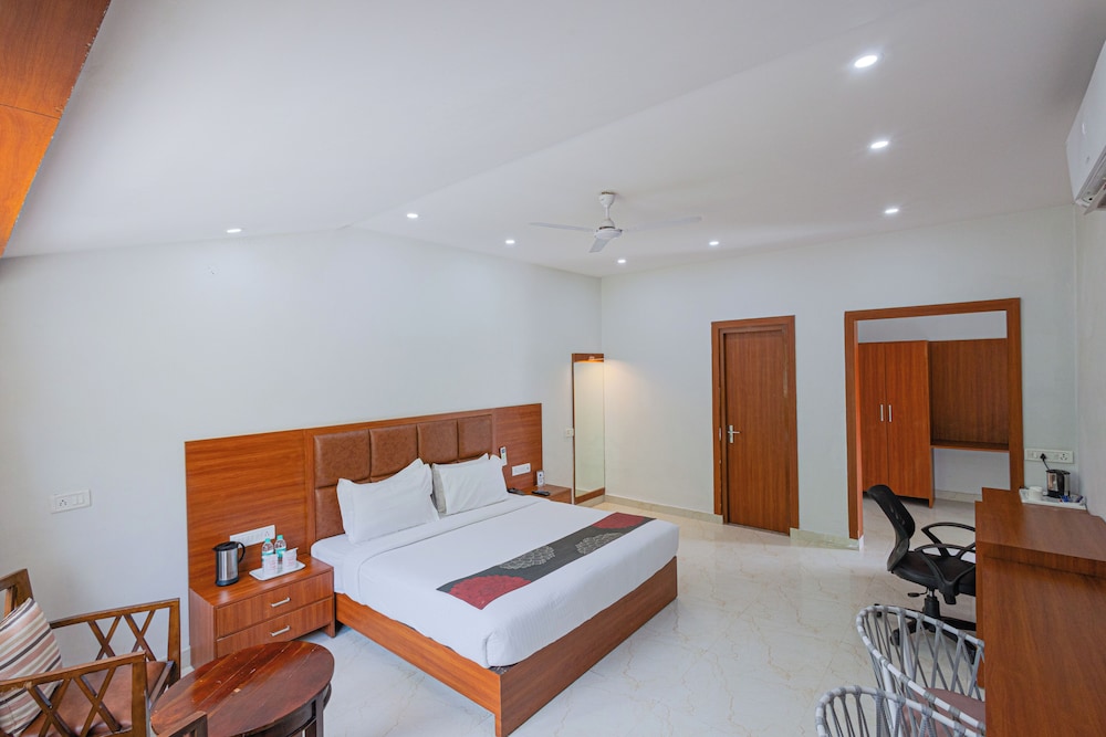 Bamboo Saa Sunrrise Wedding & Wellness Resort, Jaipur