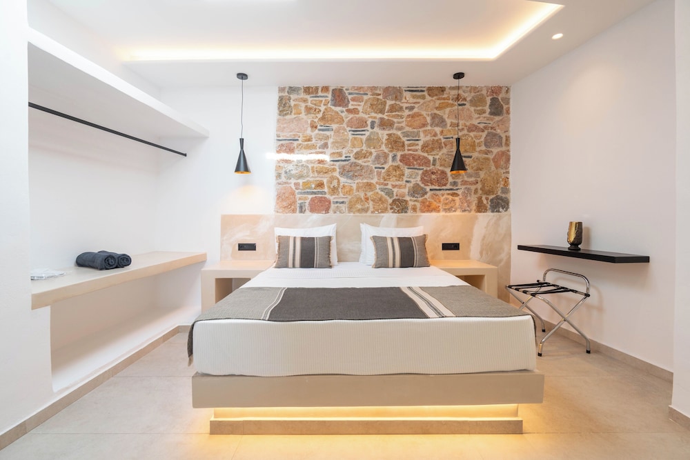 Illusion Suites photo 4