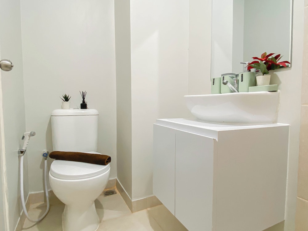 Basic Studio At Newville Lippo Cikarang Apartment