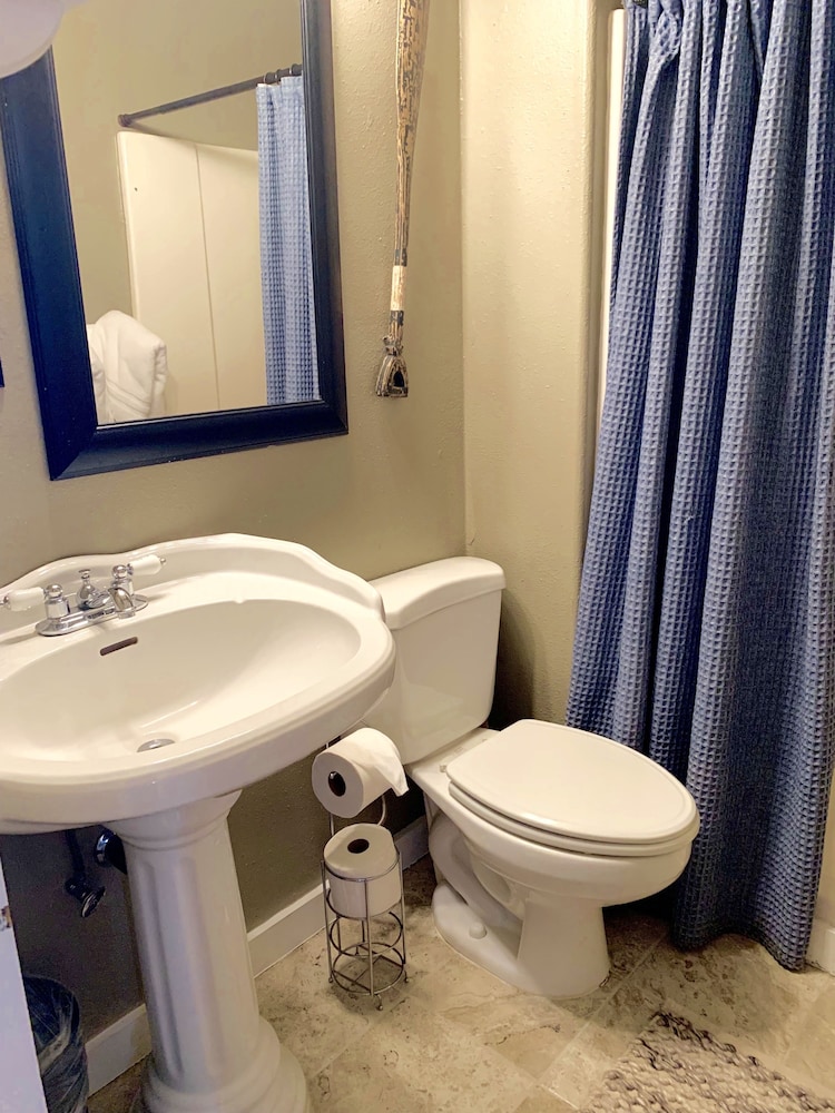 Homer Vacations - Ocean House Inn Condos - Property Image 82