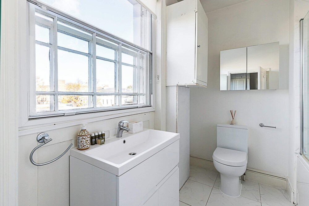 Beautiful One-bedroom Apartment In Notting Hill