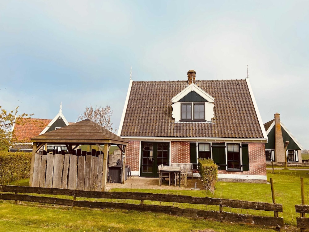 Modern Dutch Villa With Terrace