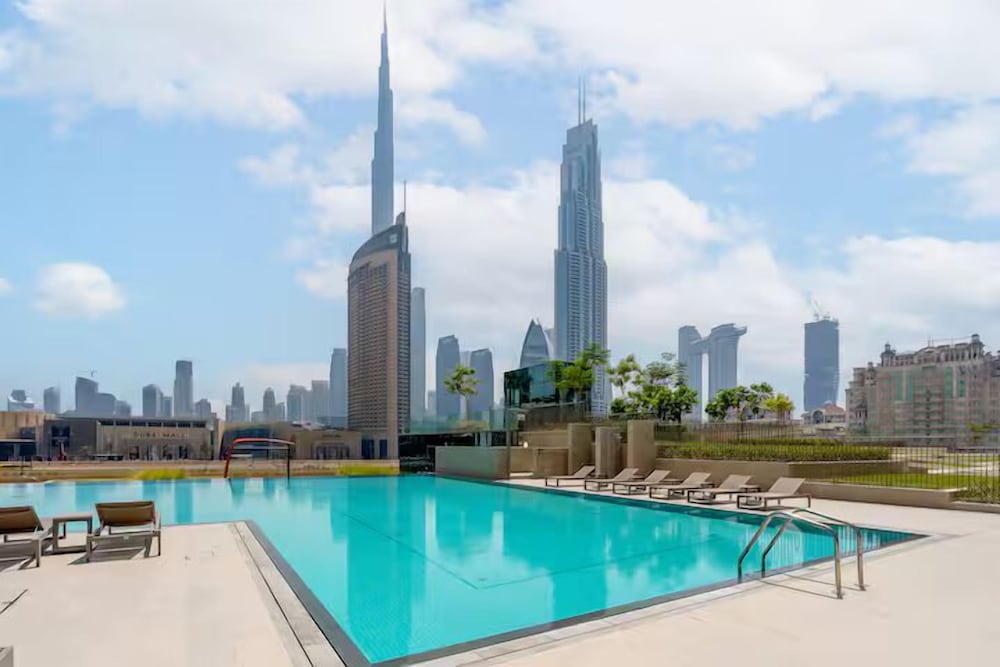 Rove Haven Crown 4BR Burj Dubai Mall