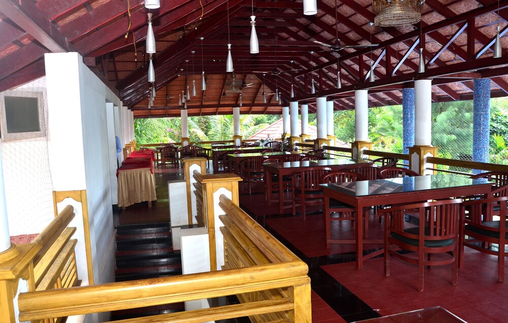 Vasco Dagama Beach Resort