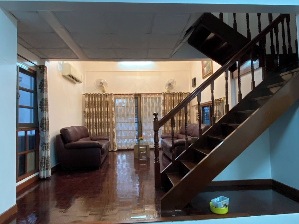 Beautiful 2 Story Newly Renovated Bungalow House