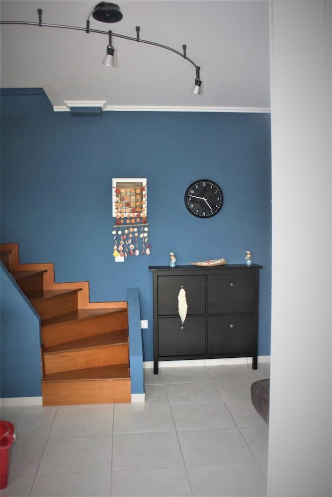 Zennova 14 Summer Family Apartment view 5