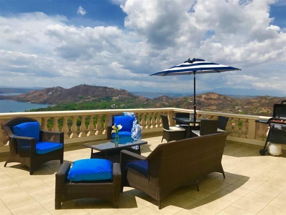 Casa Q view 3