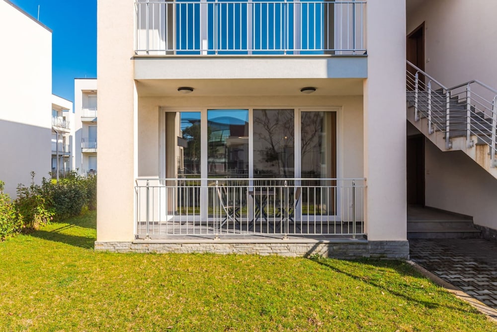 Blue Haven Talea in Tale