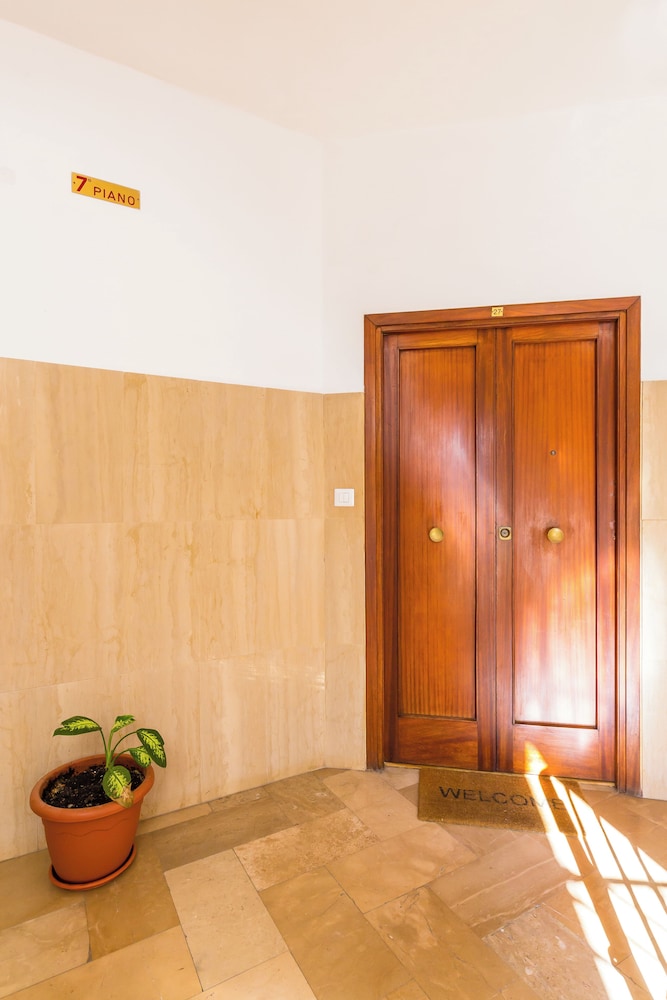 Chiaia Mon Amour Elegant Flat by Napoliapartments