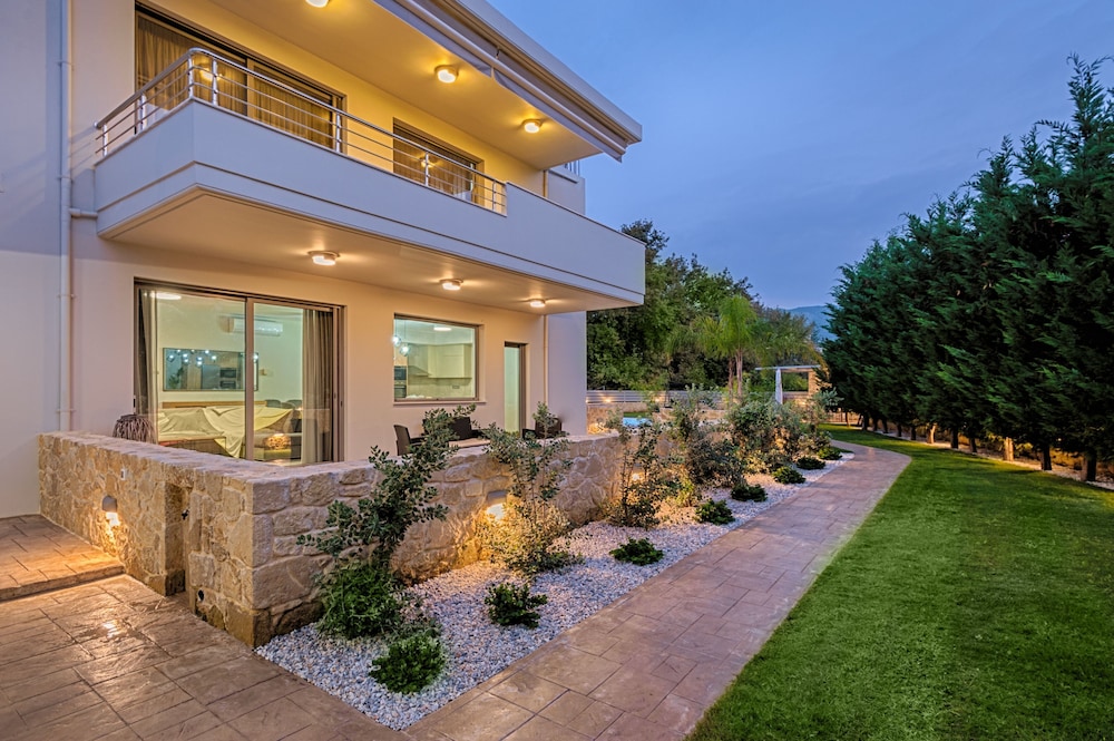 Kagiemar Luxury House