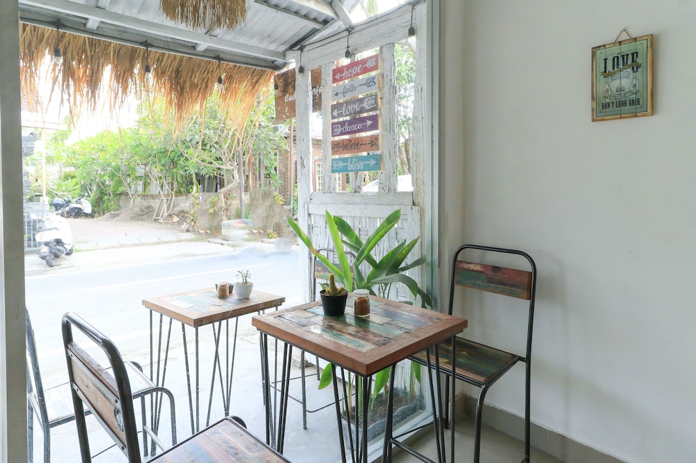 The Wina Echo Beach Guesthouse