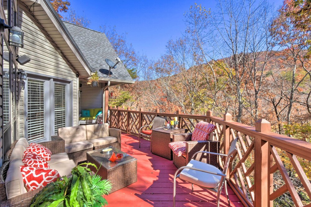 Beautiful Bent Tree Apt w/ Community Perks!