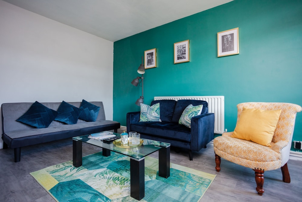 Spacious 3 Bedroom Flat in the Heart of Shoreditch