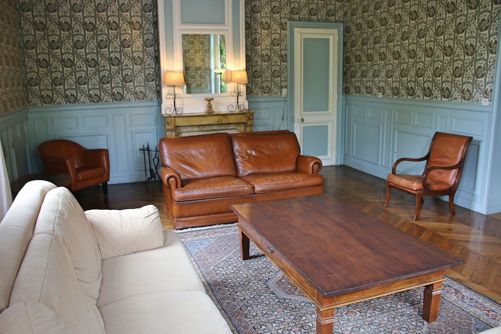Le Pavillon de St. Agnan