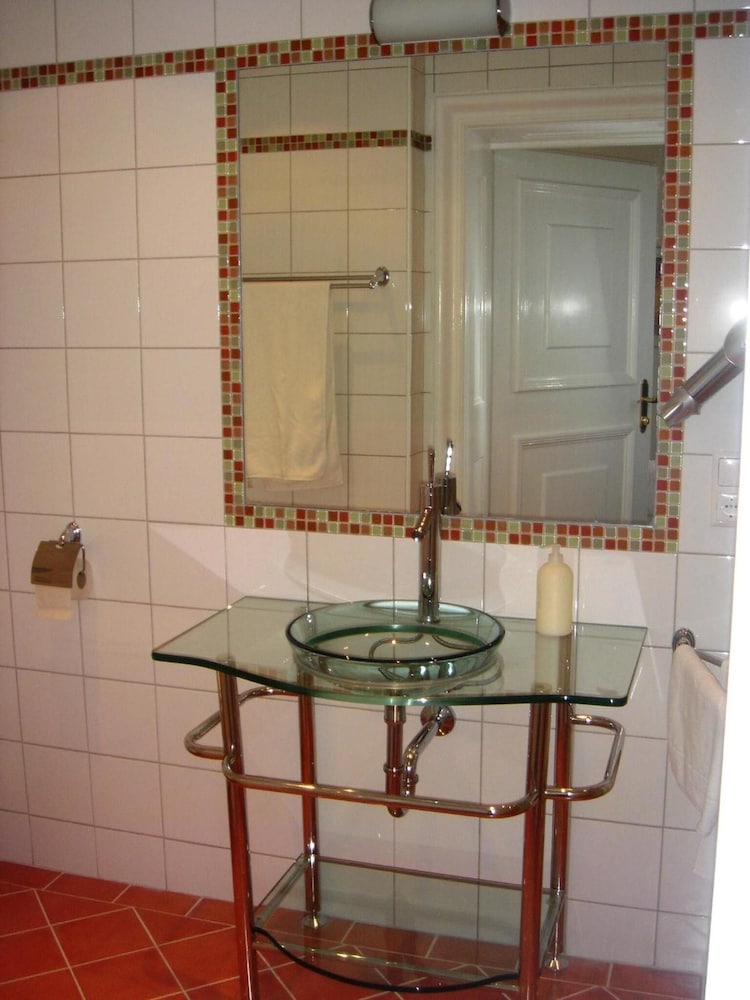 Photo 50