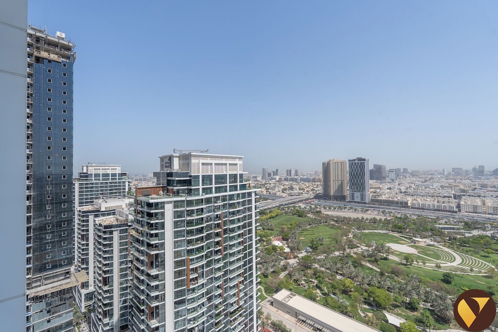 Vogue 2BHK Dubai Frame View Park Metro