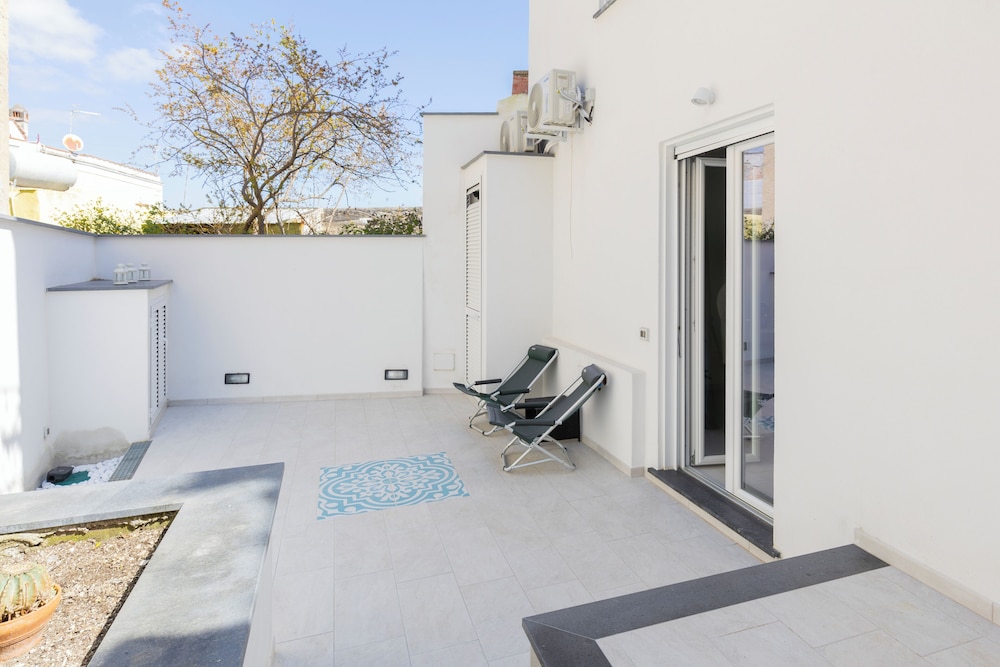 Via Roma Suites
