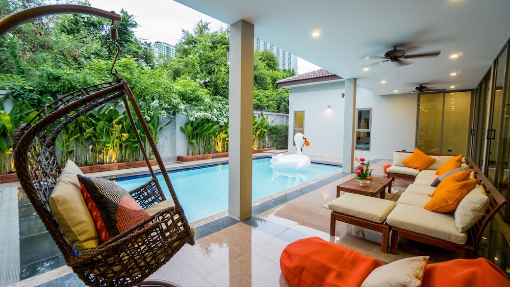 Villa Navin Premier Pool Villa