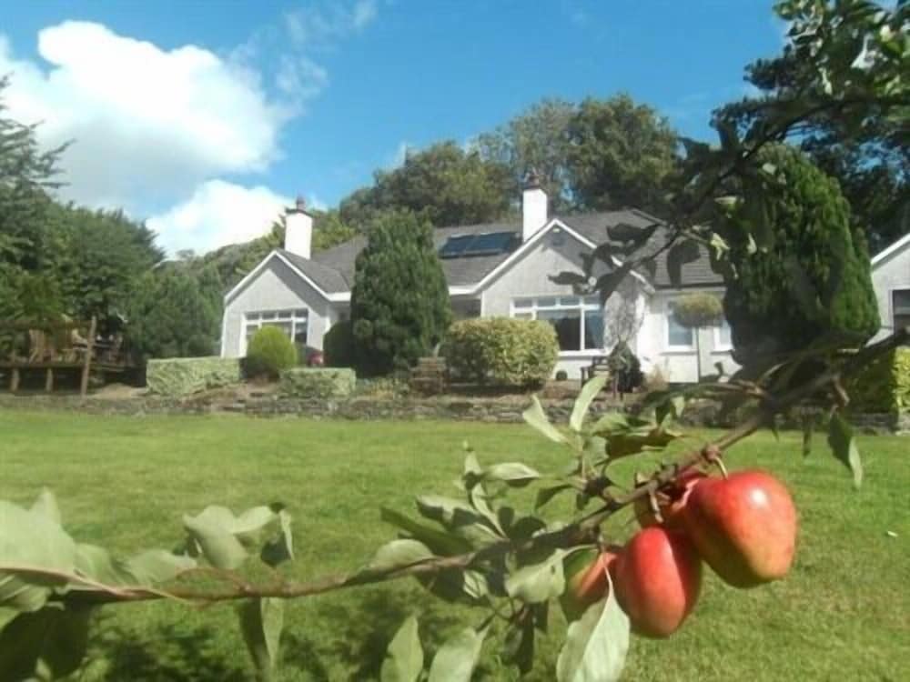 Launard House
