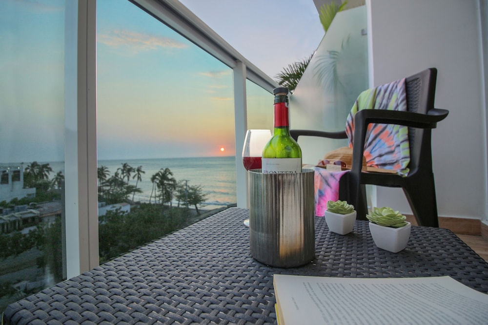 Apartamentos SOHO Elite - Frente al Mar