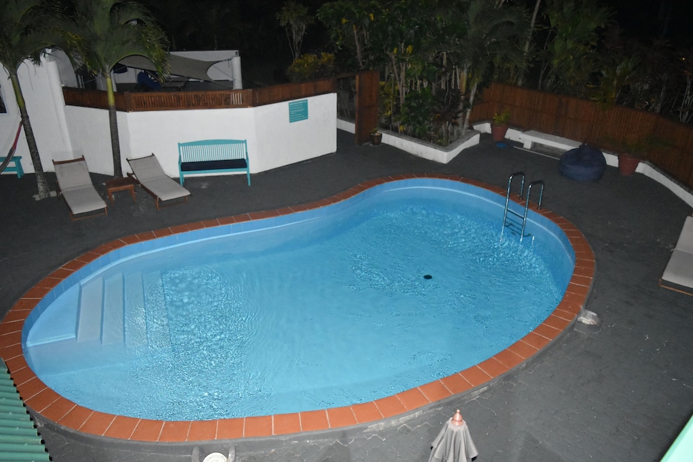 Whitehouse Apartments Rarotonga