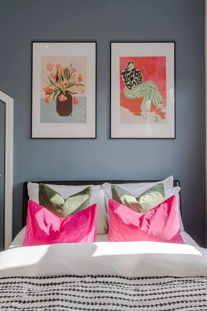 Stunning 3 bed Flat in the Heart of West Hampstead