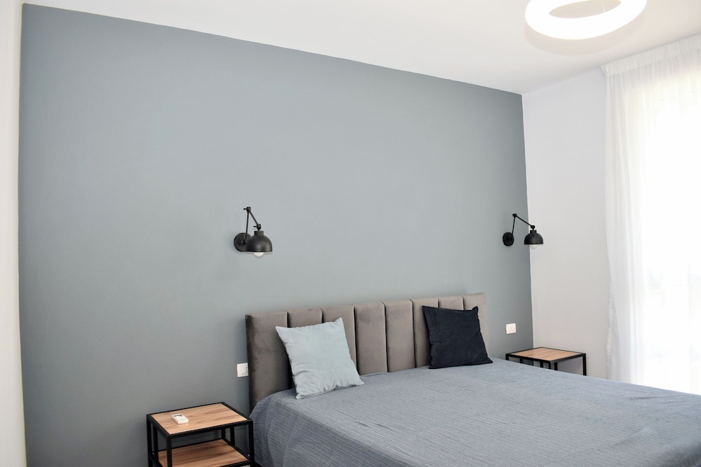 White Moon Apartments