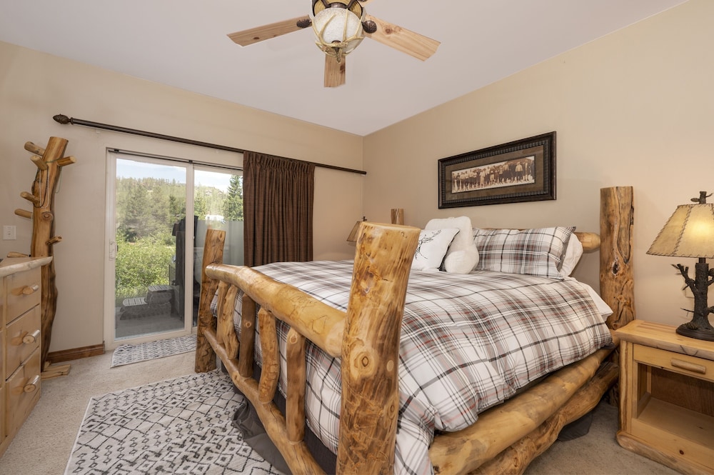 Telemark 4 Bedroom Townhouse by RedAwning view 4