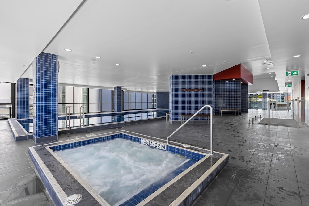 Stunning River View 2-bed With Pool