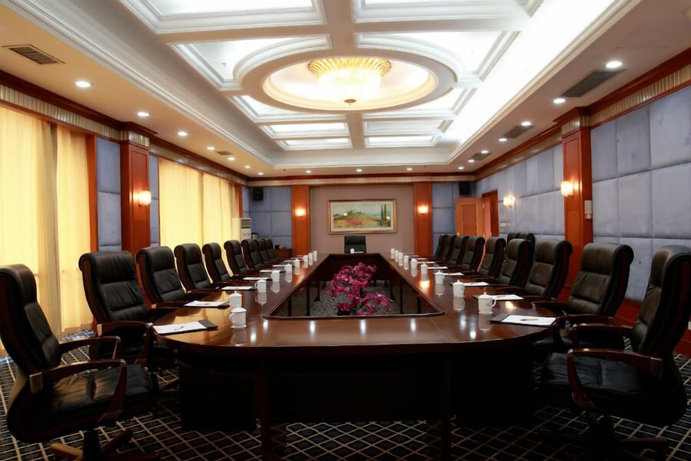 Country Garden Phoenix Hotel Jingmen