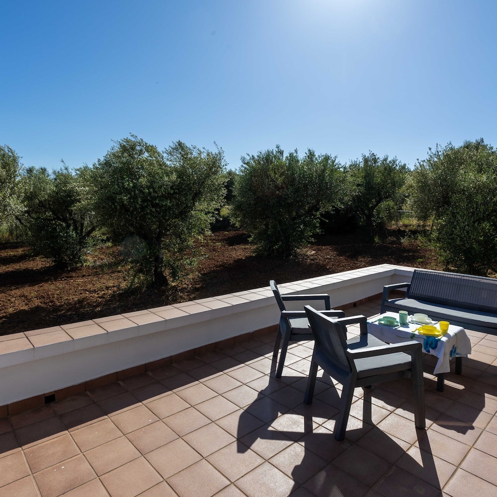 Aipeia Country House